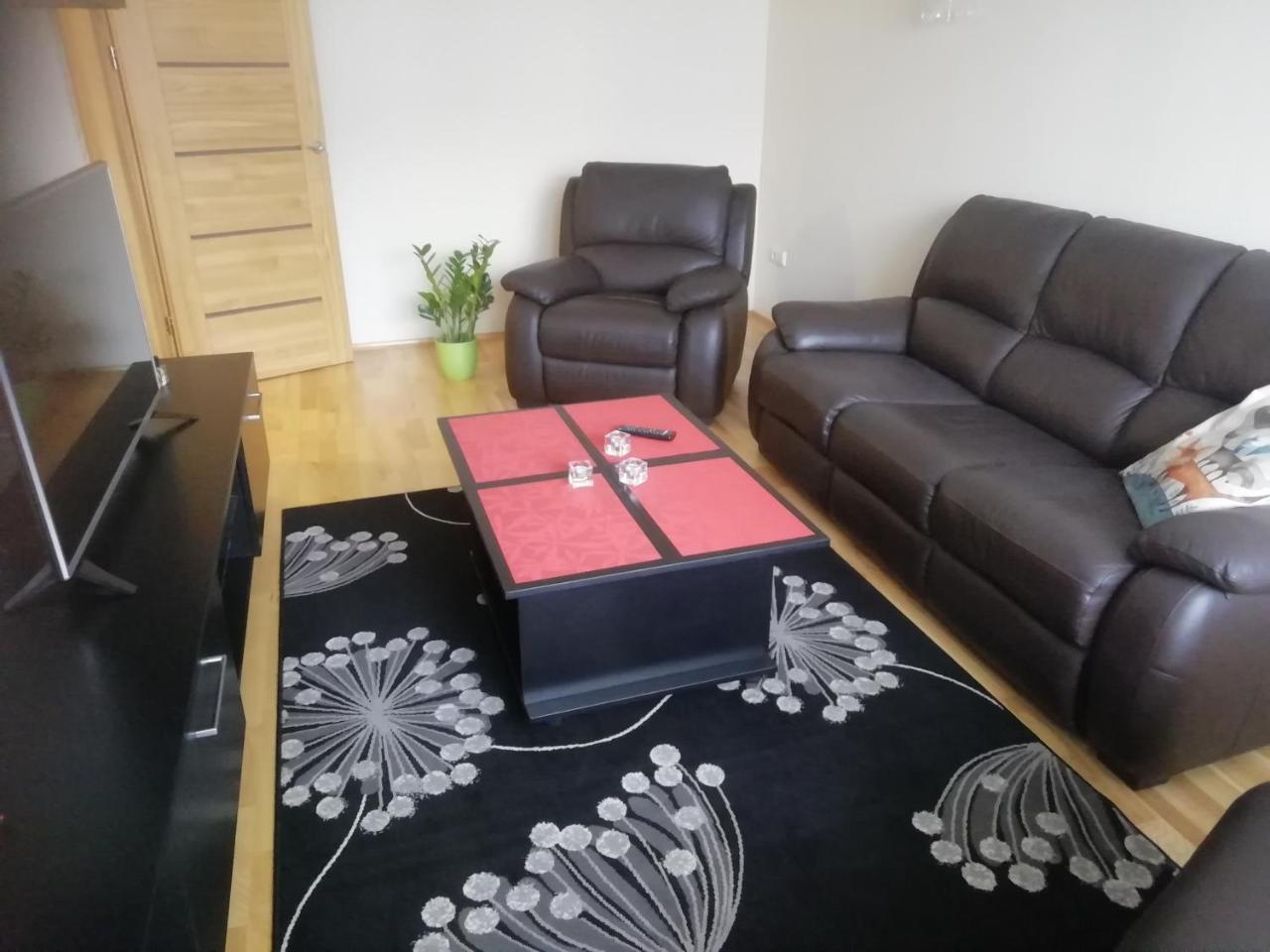 Justinos Apartamentai Panevezyje Panevėžys Exteriör bild